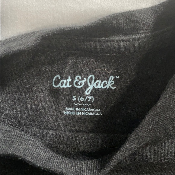 Shirts - Picture 9 of 9